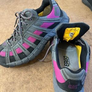 Safety Shoes CAT brand